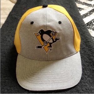 🏒BRAND NEW PITTSBURGH PENGUINS HAT